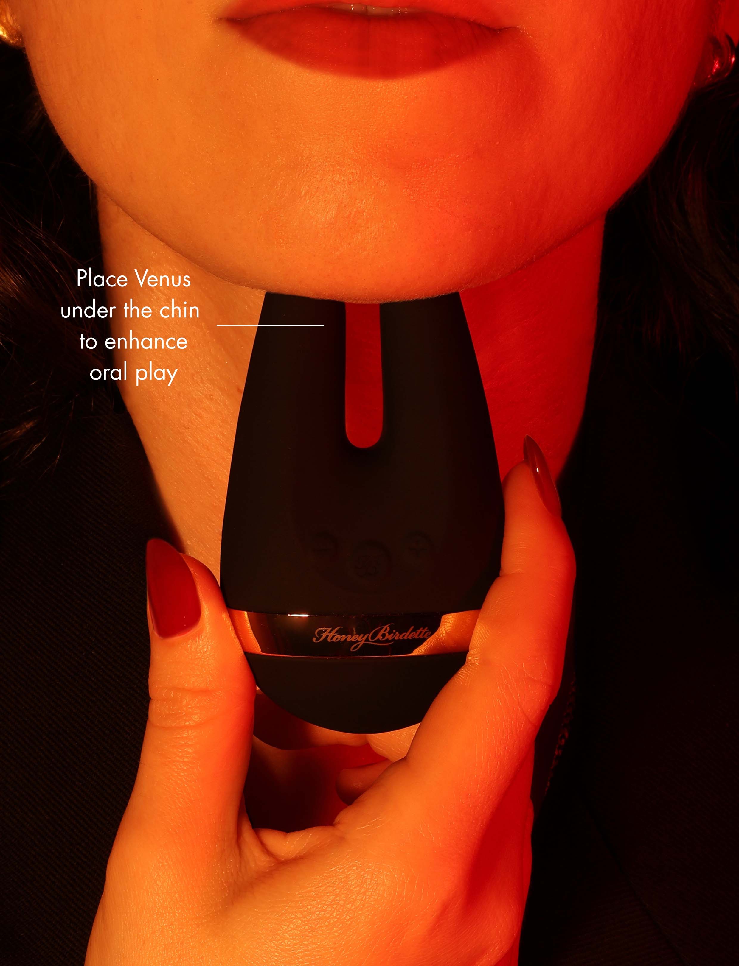 Venus Black - Image 4